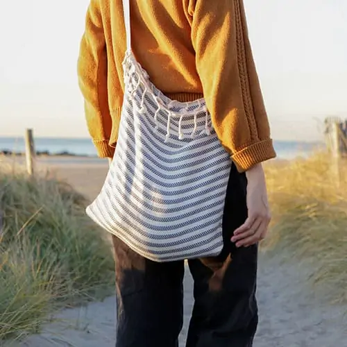 Product Image of the Convertible Turkish Towel-Shoulder Bag