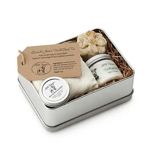 Product Image of the Farm Fresh Spa Experience Tin