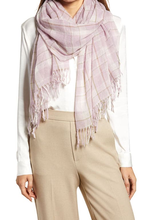 Product Image of the Cashmere Scarf 