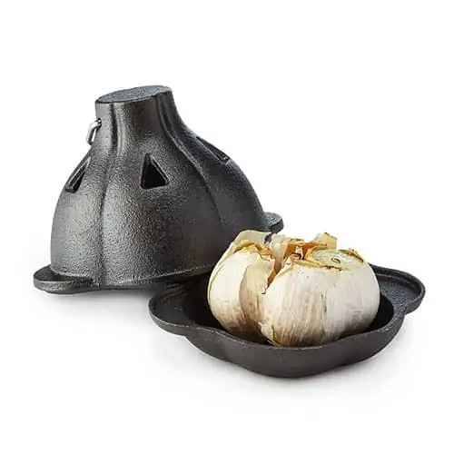 Product Image of the Cast Iron Garlic Roaster