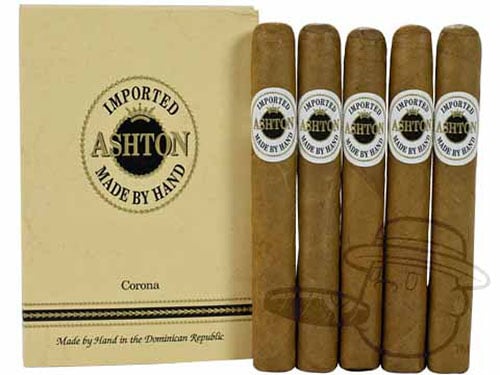 Product Image of the Classic Corona Five Pack Of Cigars