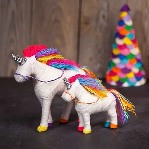 Product Image of the Yarn Unicorn Kit