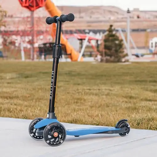 Product Image of the Light Up Kick Scooter