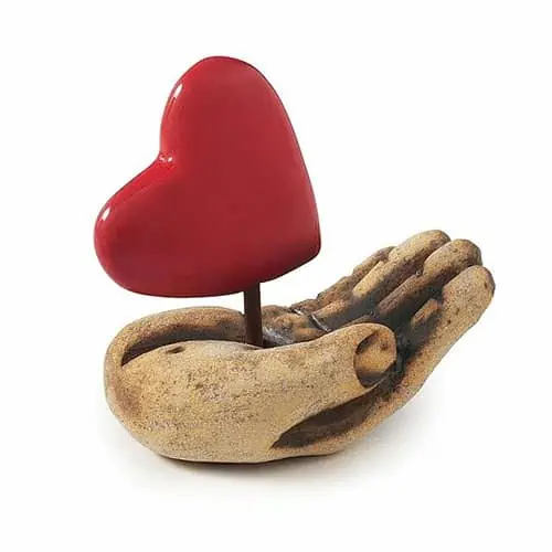 Product Image of the Heart In Hand