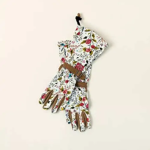 Product Image of the Arm-Protecting Garden Gloves