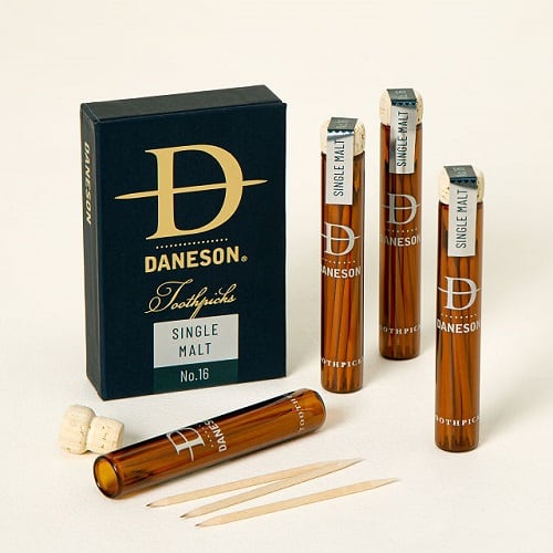 Product Image of the Scotch-Infused Toothpicks Gift Set