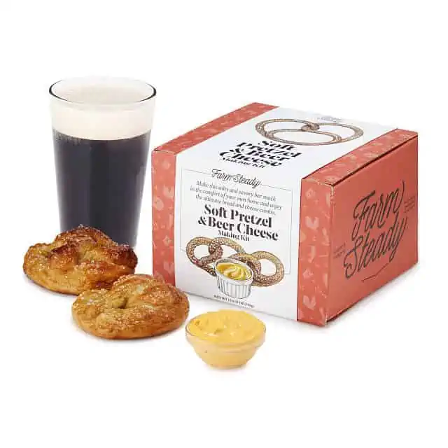 Product Image of the DIY Pretzel & Beer Cheese Kit