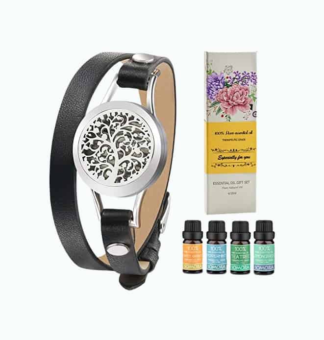 Product Image of the Aromatherapy Diffuser Bracelet Set