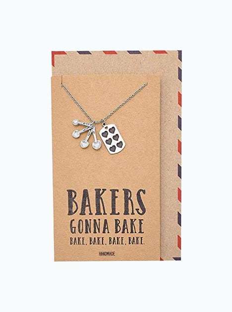 Product Image of the Baking Necklace