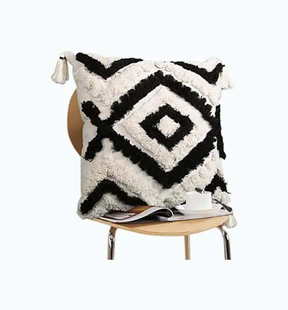 Product Image of the Boho Pillow Cover with Tassels