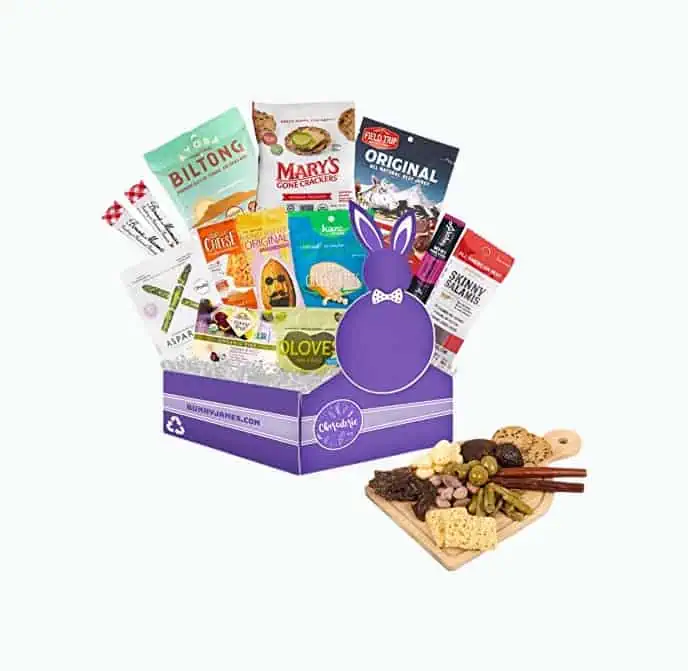 Product Image of the Charcuterie Board Gift Box