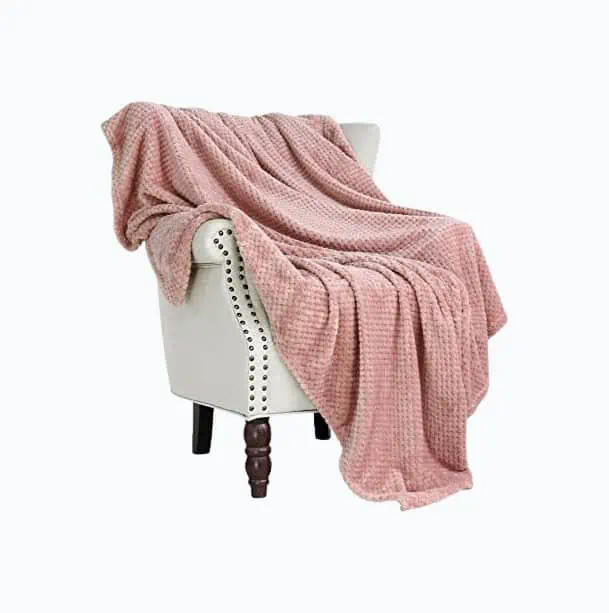 Product Image of the Cozy Fleece Blanket