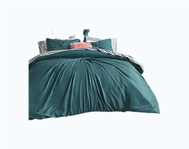Product Image of the Dorm Room Comforter Set