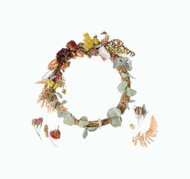 Product Image of the Dried Flower Wreath DIY Kit