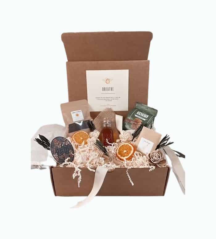 Product Image of the Earl Grey Tea and Texas Wildflower Honey Box