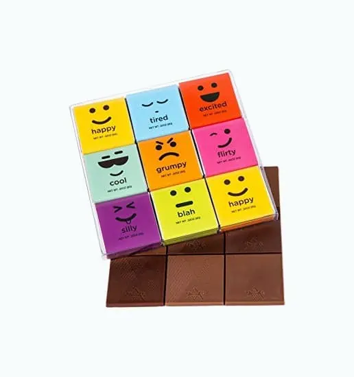 Product Image of the Emoji Chocolate Gift Set