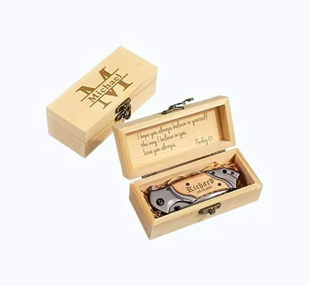 Product Image of the Engraved Pocket Knife