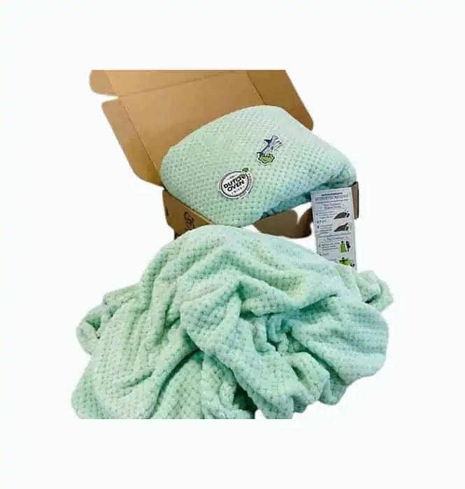 Product Image of the Fart Blanket Gift Box by Dutch Oven Kits