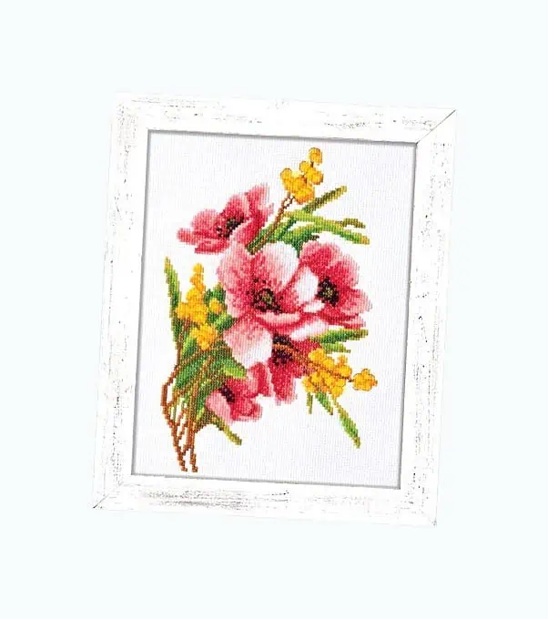 Product Image of the Flower Embroidery Kit