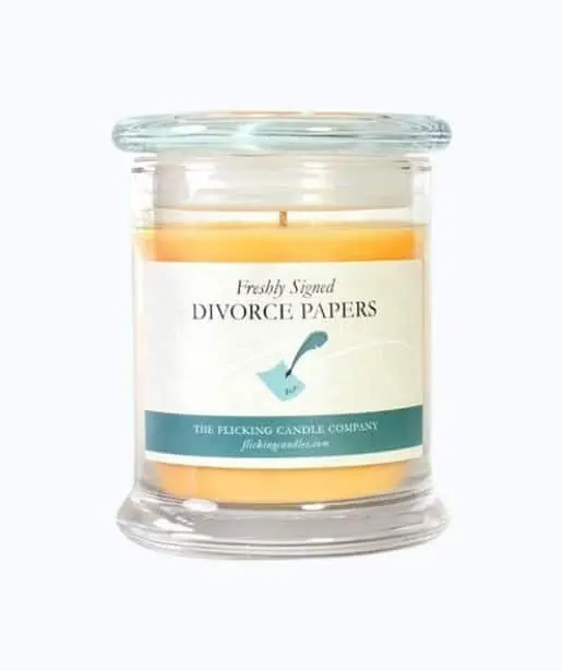 Product Image of the Freshly Signed Divorce Papers Candle