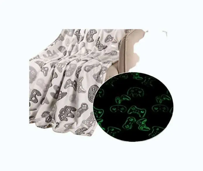 Product Image of the Glow-In-The-Dark Gaming Blanket