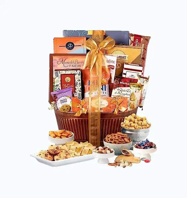 Product Image of the Gourmet Snack Gift Basket