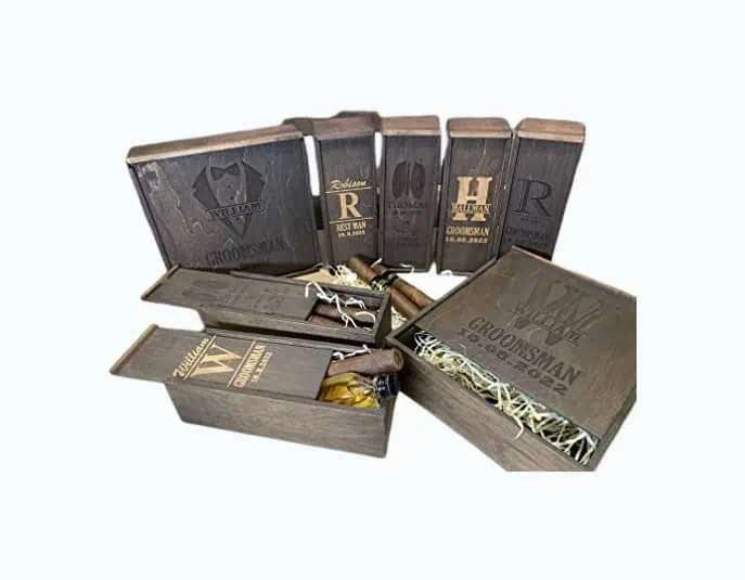 Product Image of the Groomsmen Cigar Gift Box