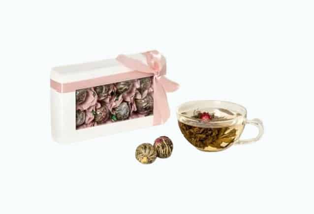 Product Image of the Hand-Sewn Blooming Tea Gift Set