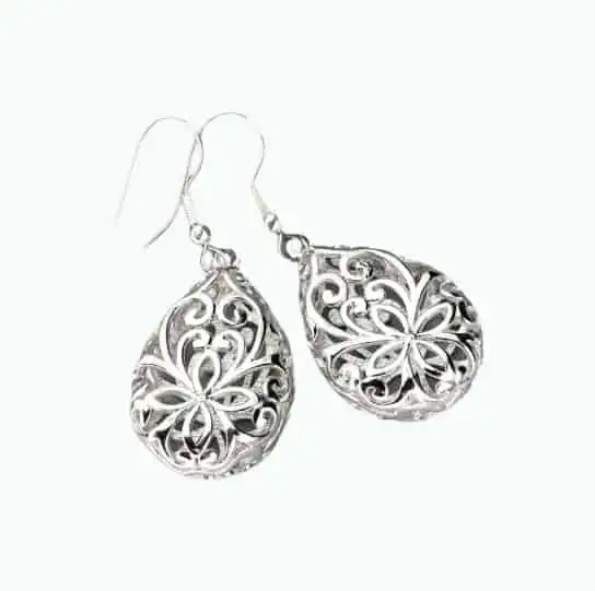 Product Image of the Handmade Floral Drop Earrings