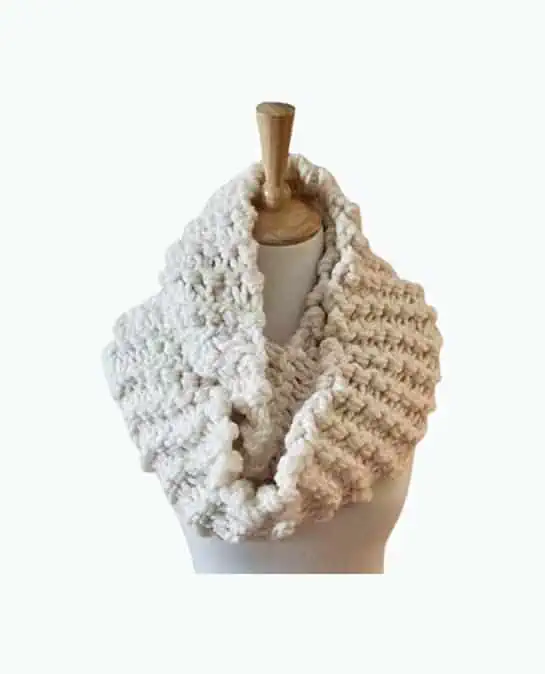 Product Image of the Handmade Knit Scarf