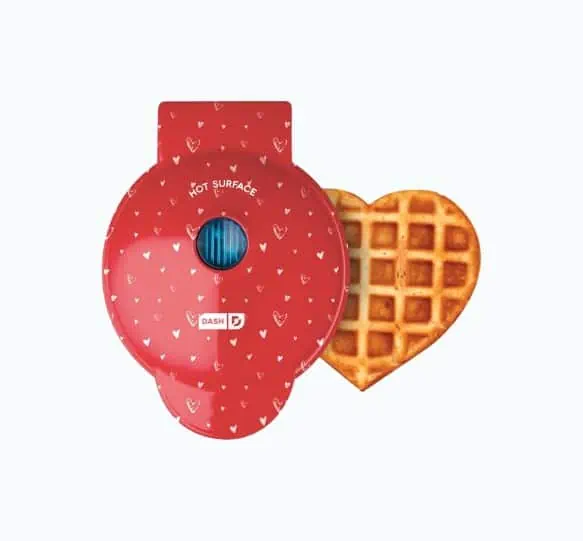 Product Image of the Heart Waffle Maker