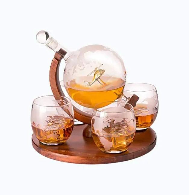 Product Image of the Helicopter Whiskey Decanter