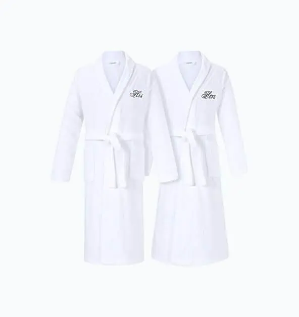 Product Image of the His N’ Hers Robe Set