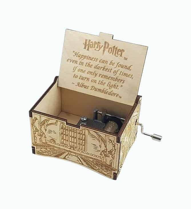 Product Image of the Hogwarts Castle Music Box