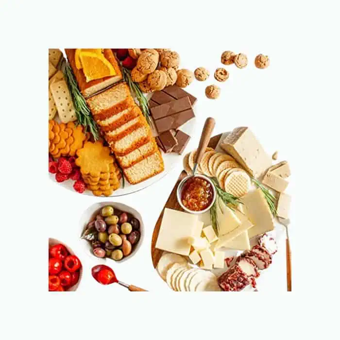 Product Image of the International Gourmet Gift Basket
