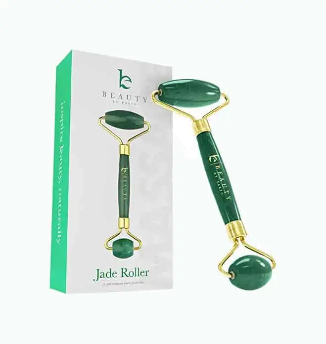Product Image of the Jade Face Roller