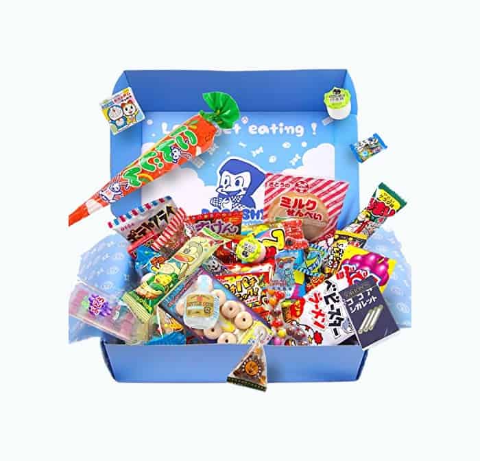 Product Image of the Japanese Candy Box Assortment Snacks