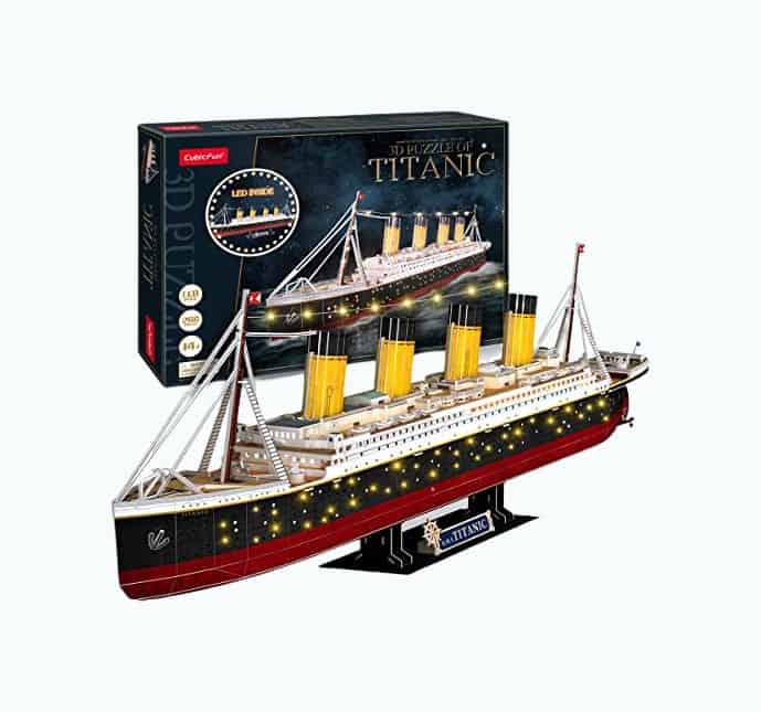 Product Image of the LED Titanic 3D Puzzle