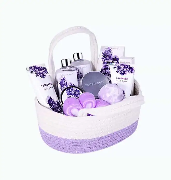 Product Image of the Lavender Gift Basket