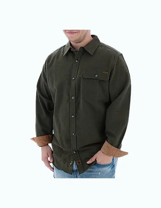 Product Image of the Legendary Whitetails Flannel Shirt