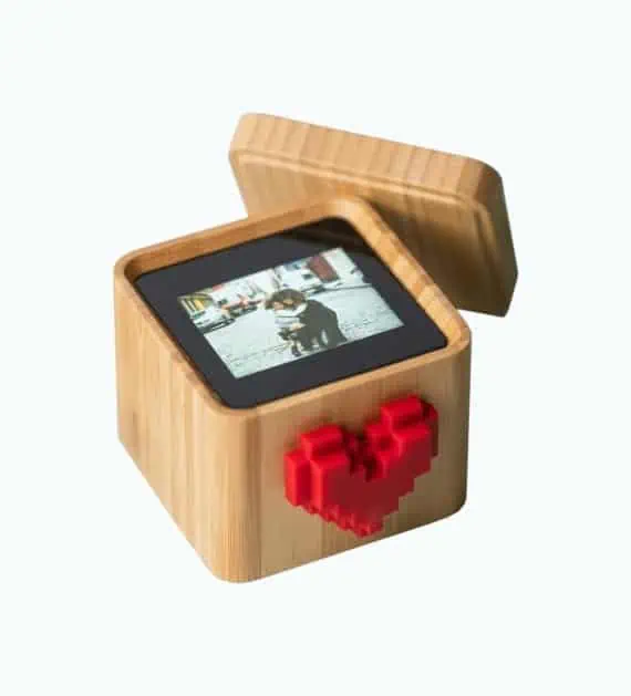 Product Image of the Love Note Messenger
