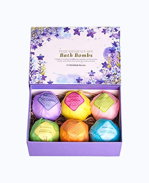 Product Image of the LuxSpa Bath Bombs Gift Set