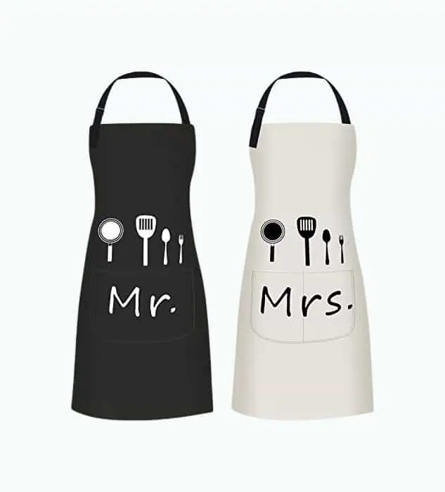 Product Image of the Mr and Mrs Couple Aprons Set 