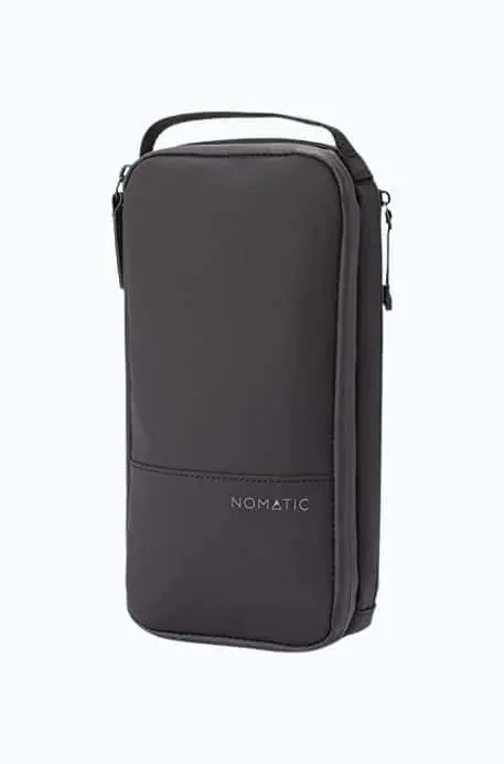 Product Image of the Nomatic Hanging Toiletry Bag