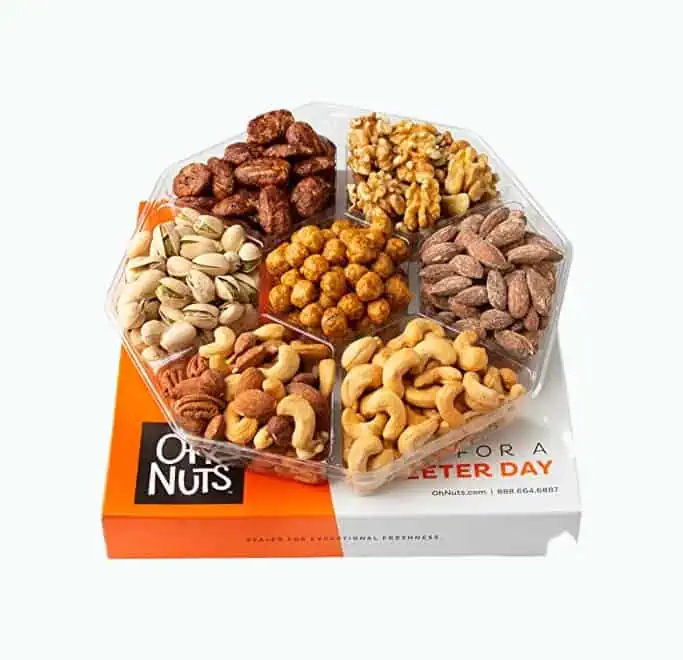 Product Image of the Oh! Nuts Holiday Gift Basket