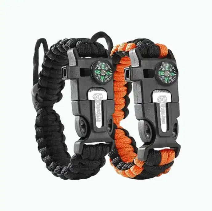 Product Image of the Paracord Bracelet With Fire Starter And Whistle