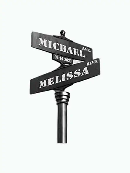 Product Image of the Personalized Lovers Crossing Sign