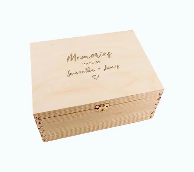 Product Image of the Personalized Memory Box