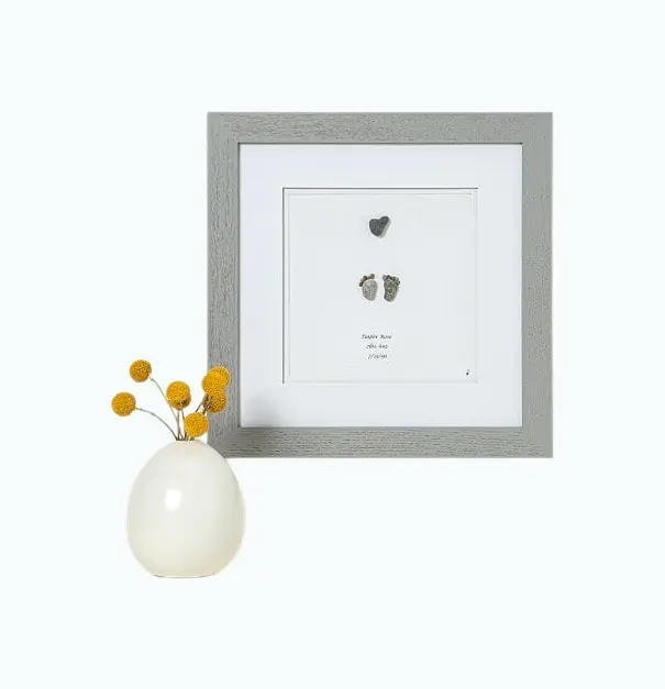 Product Image of the Personalized Pebble Baby Feet Art