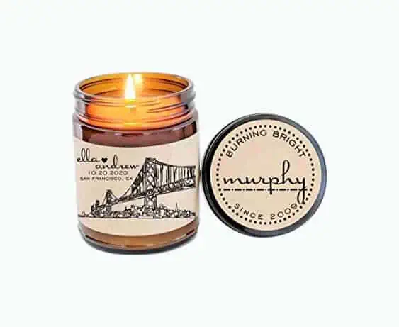 Product Image of the Personalized Skyline Candle